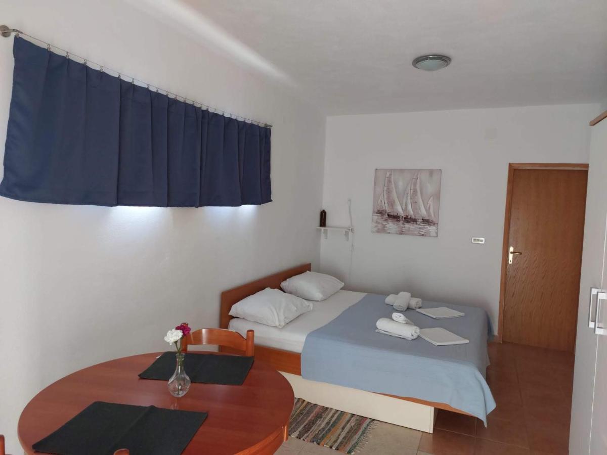 פג Apartments Burcul Pag מראה חיצוני תמונה